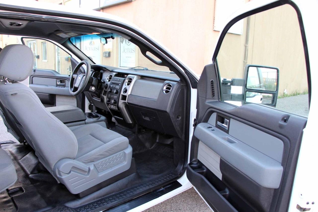 2012 Ford F-150 XLT 8FT 4X4 - Photo #10