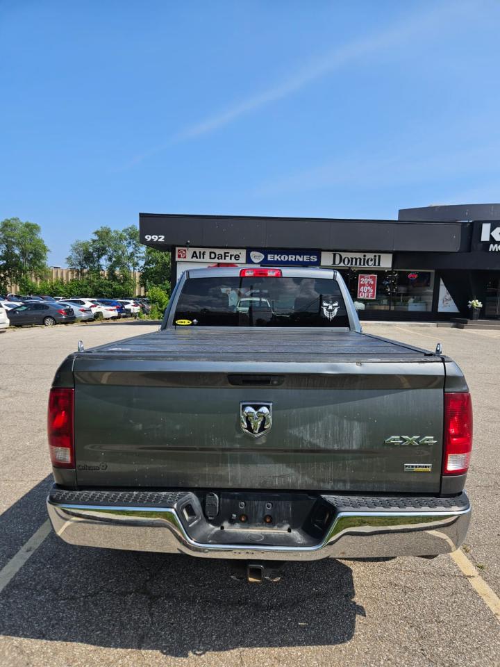 2011 RAM 1500 4WD QUAD CAB 140.5" ST - Photo #12