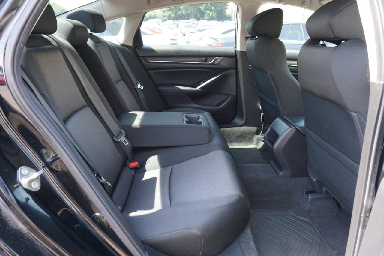 2018 Honda Accord 6Speed CERTIFIED *FREE ACCIDENT*HONDA MAINTAIN* CAMERA HEATED CRUISE ALLOYS - Photo #18