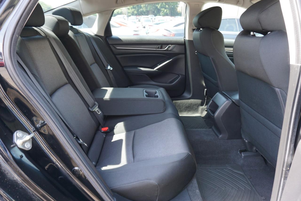 2018 Honda Accord 6Speed CERTIFIED *FREE ACCIDENT*HONDA MAINTAIN* CAMERA HEATED CRUISE ALLOYS - Photo #18