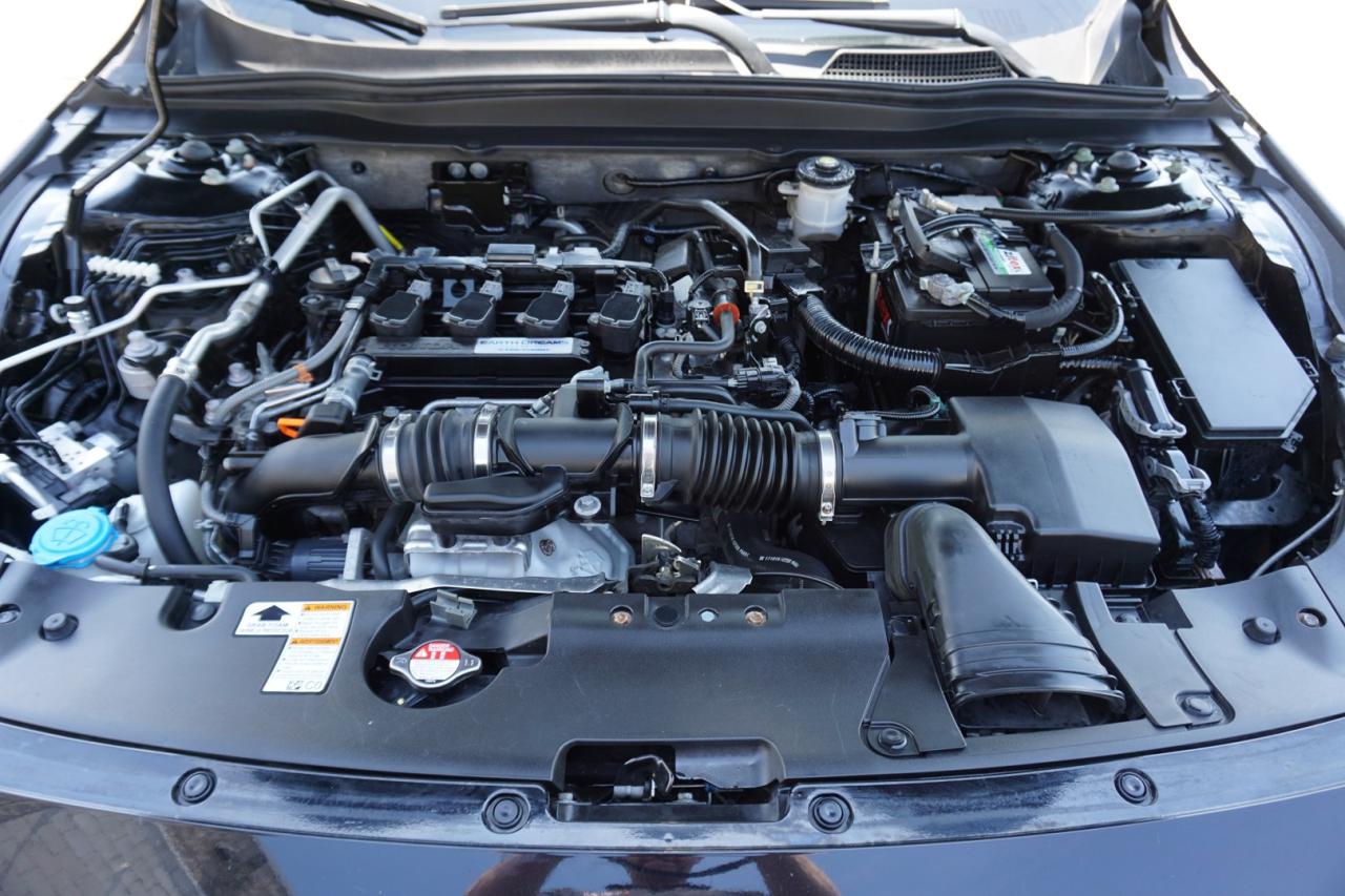 2018 Honda Accord 6Speed CERTIFIED *FREE ACCIDENT*HONDA MAINTAIN* CAMERA HEATED CRUISE ALLOYS - Photo #40