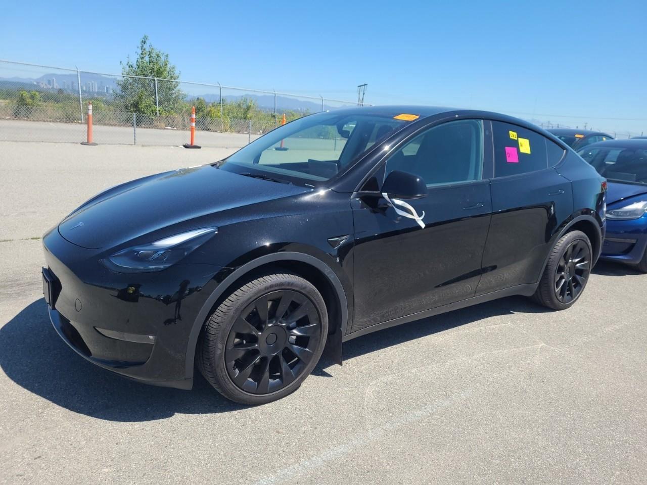 Used 2023 Tesla Model Y LONG RANGE for sale in Abbotsford, BC