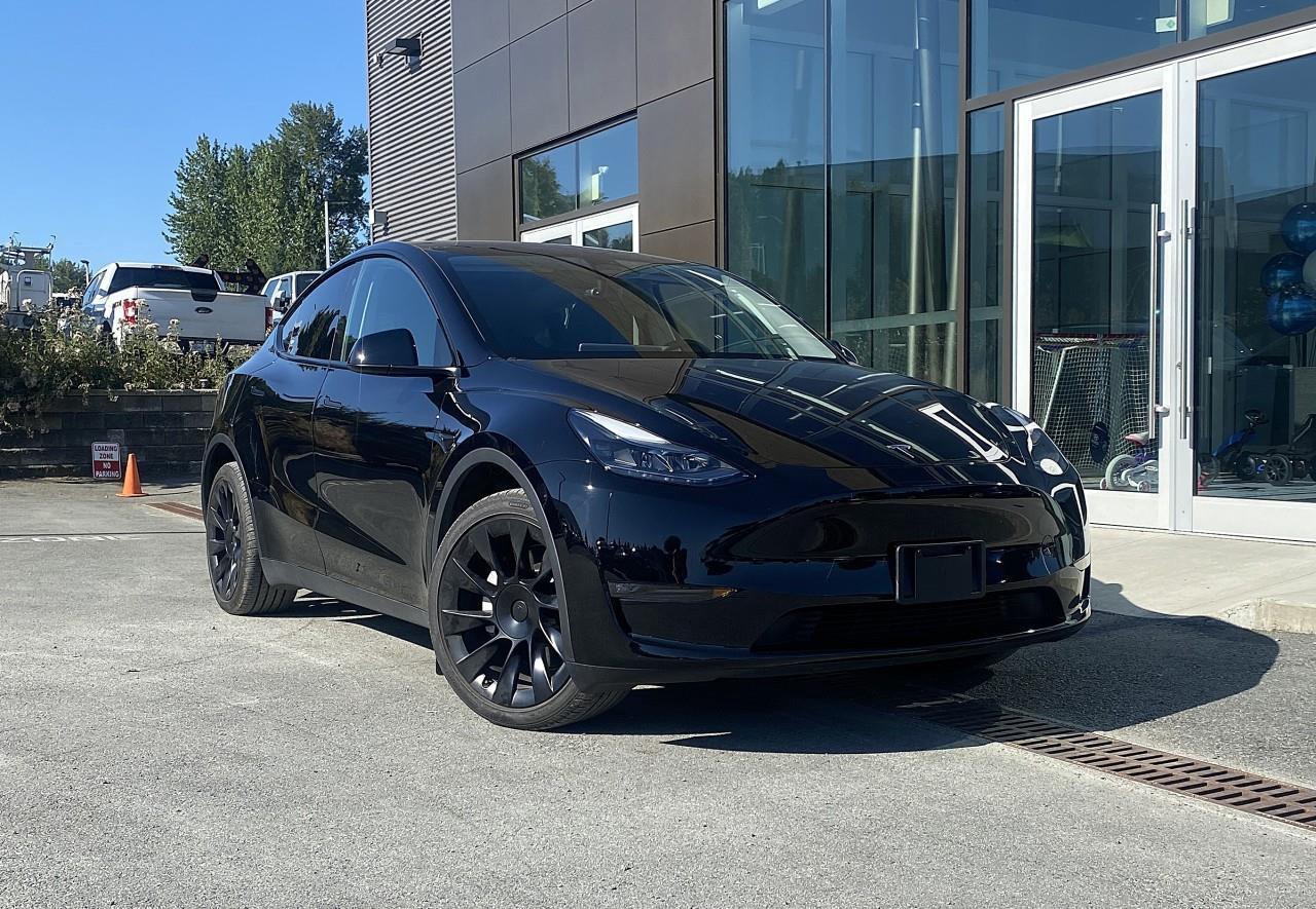 Used 2023 Tesla Model Y LONG RANGE for sale in Abbotsford, BC