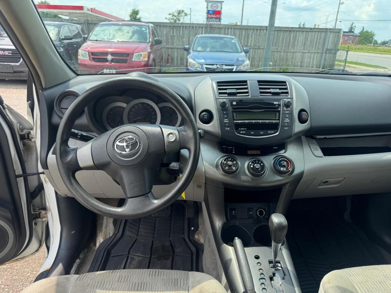 2009 Toyota RAV4 BASE - Photo #15