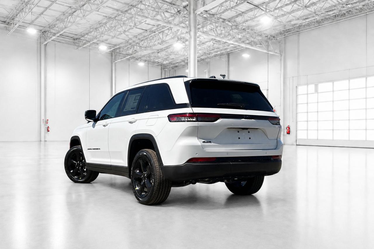2025 Jeep Grand Cherokee ALTITUDE 4X4 | Leather | Power Sunroof | 4X4 Photo