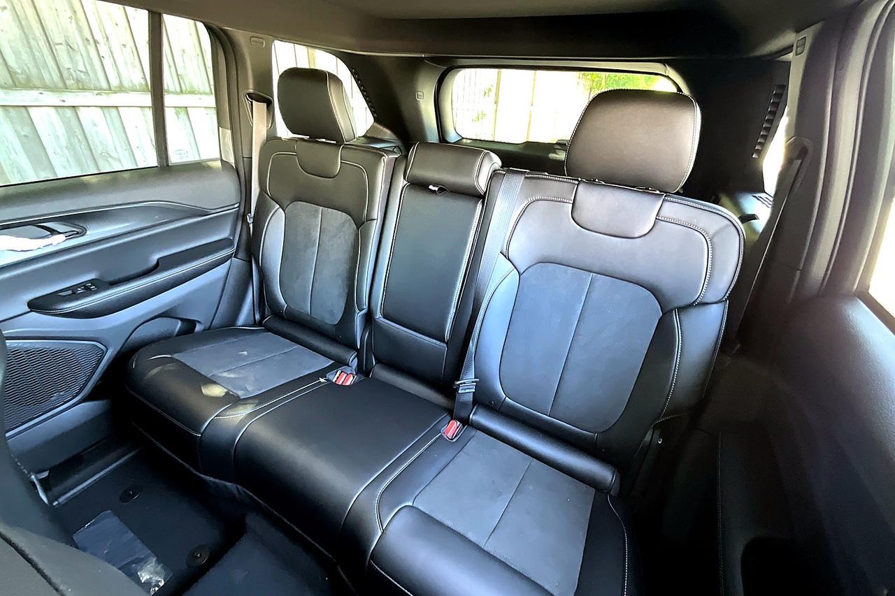 2025 Jeep Grand Cherokee ALTITUDE 4X4 | Leather | Power Sunroof | 4X4 Photo