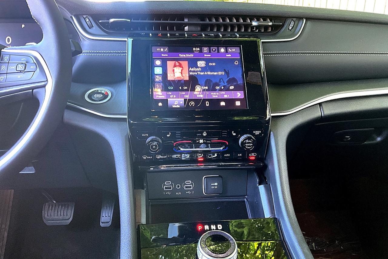 2025 Jeep Grand Cherokee ALTITUDE 4X4 | Leather | Power Sunroof | 4X4 Photo