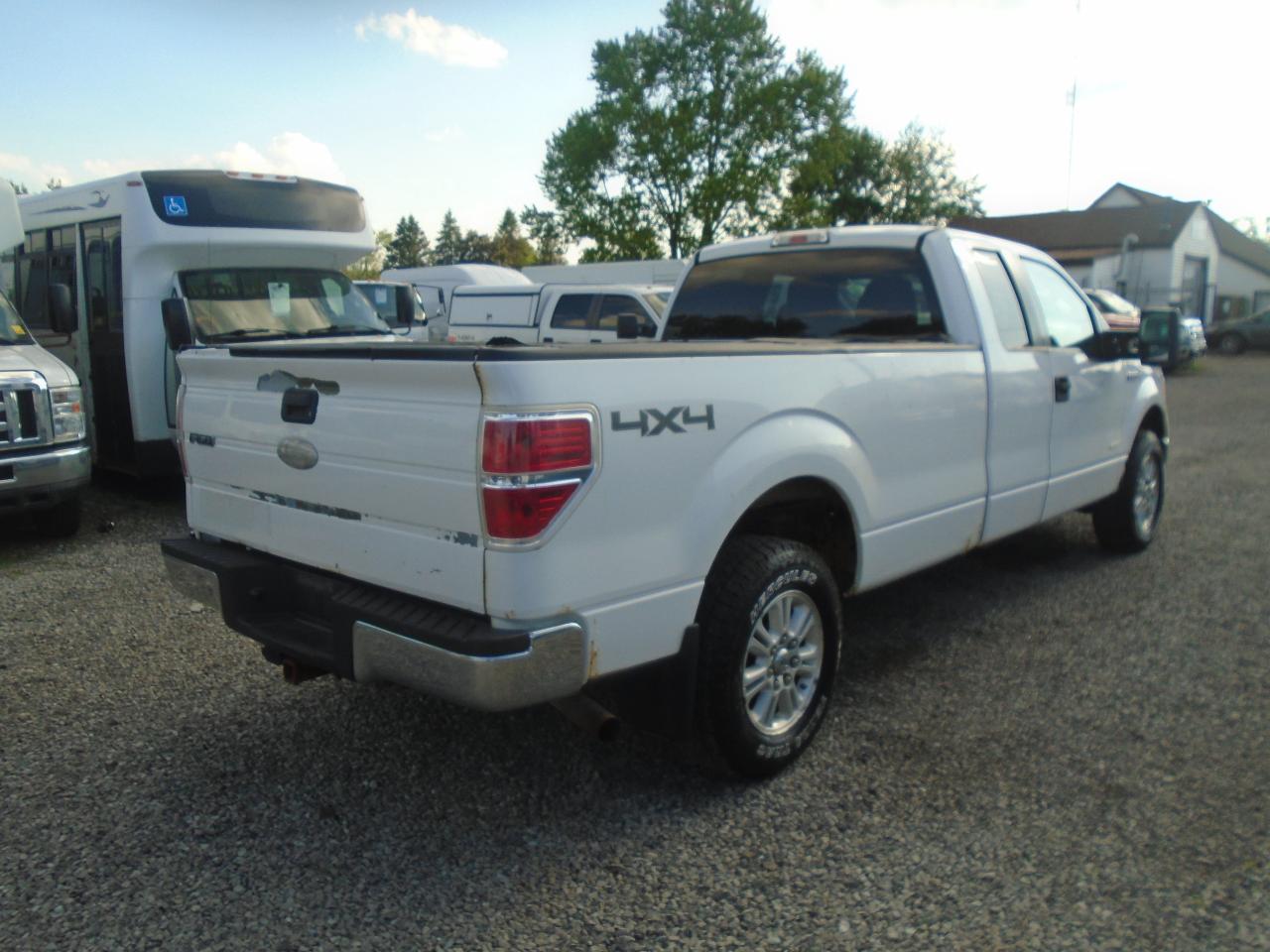 2012 Ford F-150 4WD SuperCab 163  XLT w-Midbox Prep - Photo #5