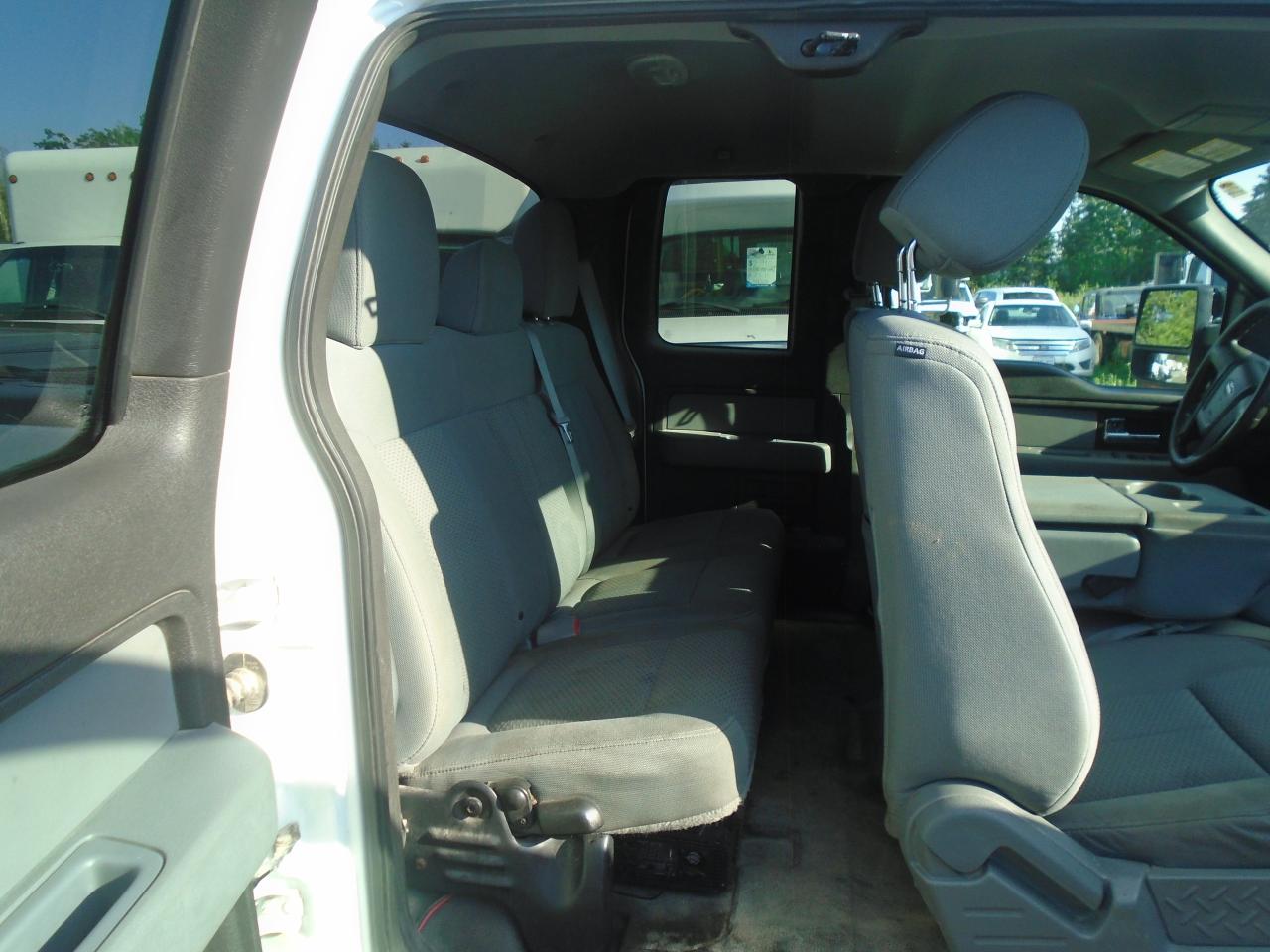 2012 Ford F-150 4WD SuperCab 163  XLT w-Midbox Prep - Photo #19
