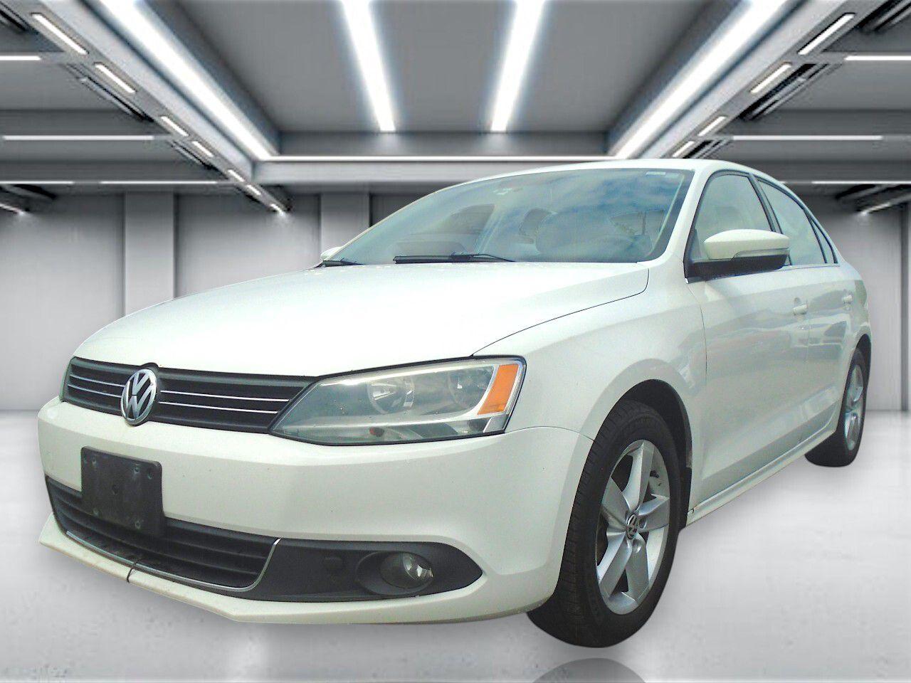 2012 Volkswagen Jetta Sedan 4dr 2.0T TDI DSG Comfortline
