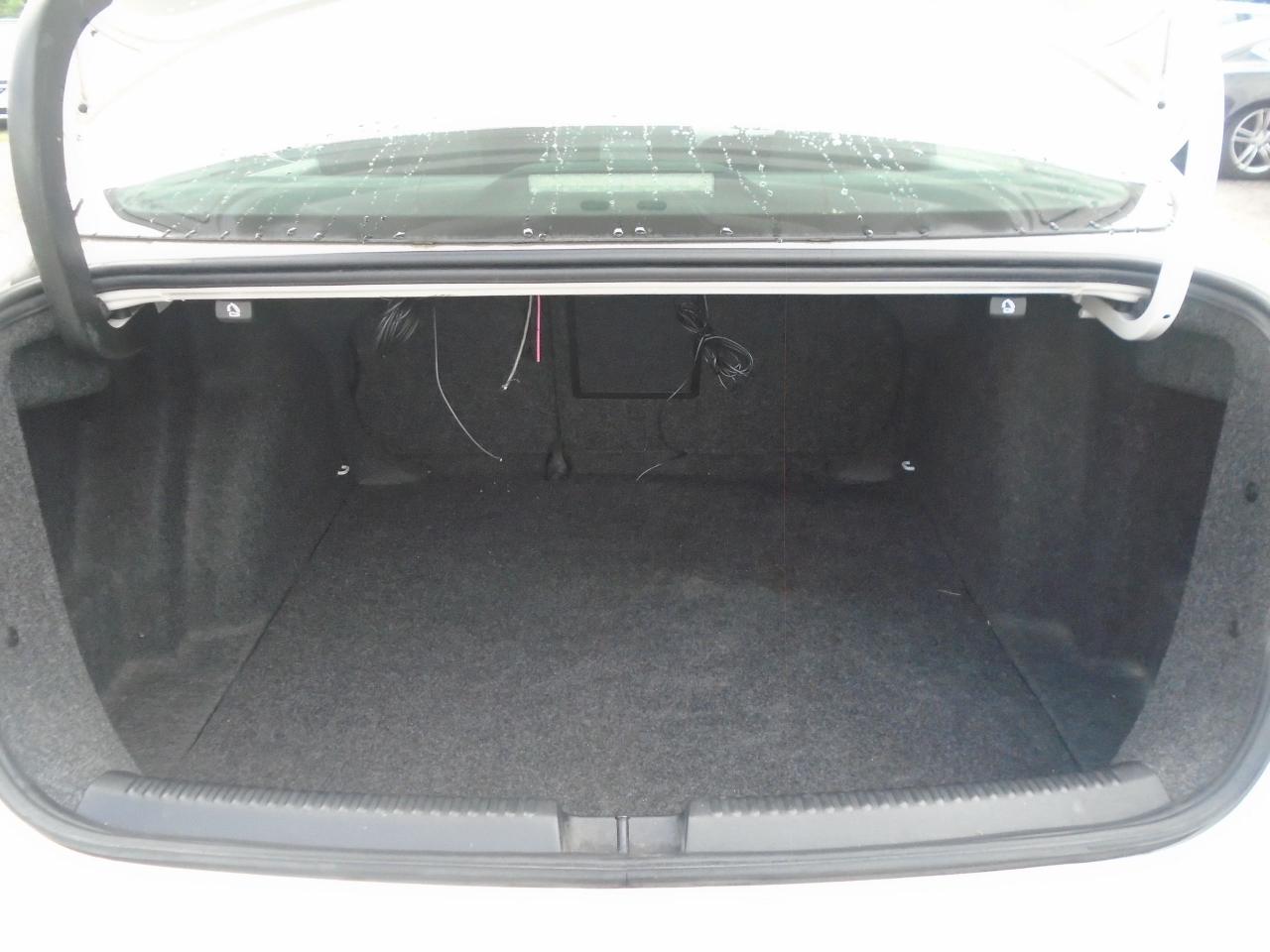 2012 Volkswagen Jetta Sedan 4dr 2.0T TDI DSG Comfortline - Photo #21