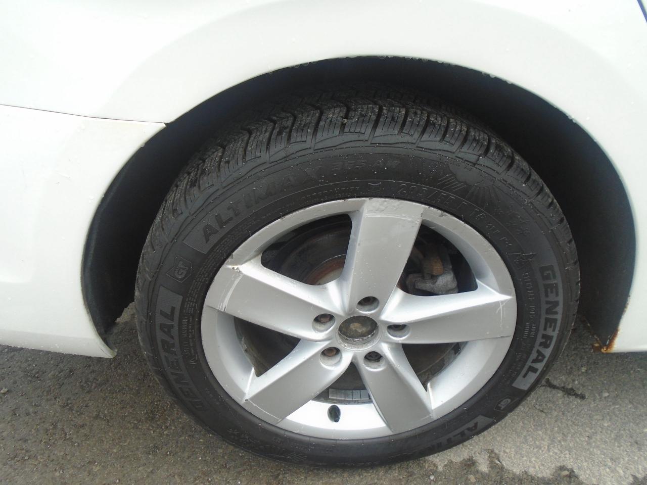2012 Volkswagen Jetta Sedan 4dr 2.0T TDI DSG Comfortline - Photo #23