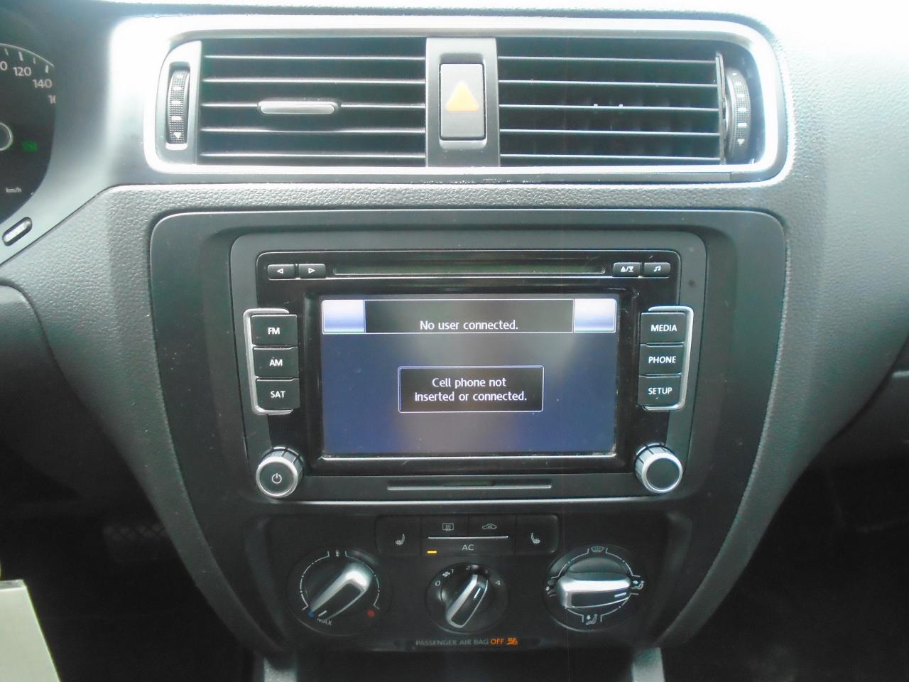 2012 Volkswagen Jetta Sedan 4dr 2.0T TDI DSG Comfortline - Photo #12
