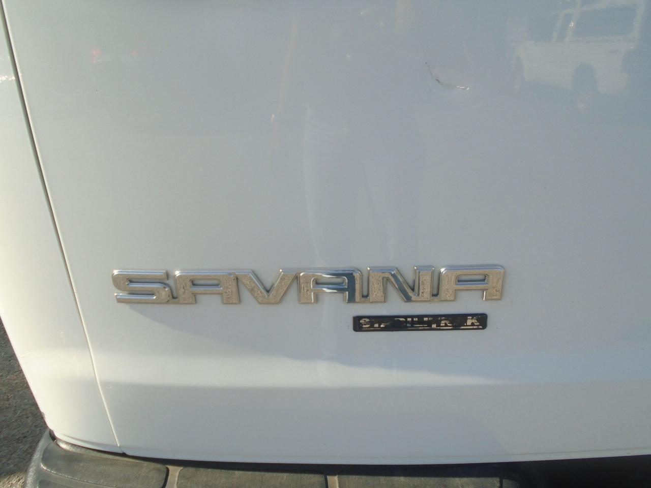 2016 GMC Savana Passenger RWD 3500 155  LT w-1LT - Photo #31