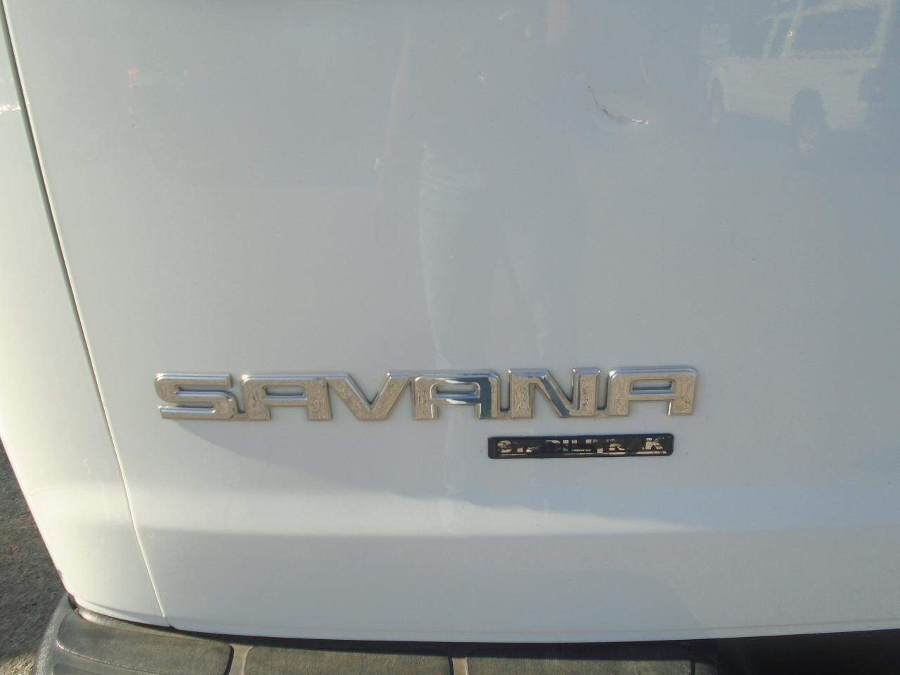 2016 GMC Savana Passenger RWD 3500 155  LT w-1LT - Photo #31