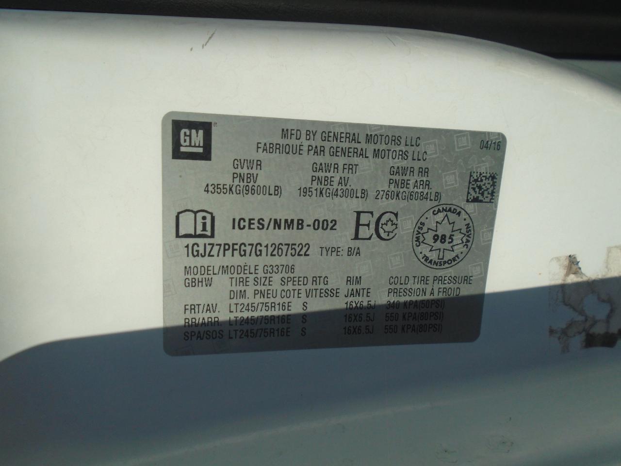 2016 GMC Savana Passenger RWD 3500 155  LT w-1LT - Photo #40