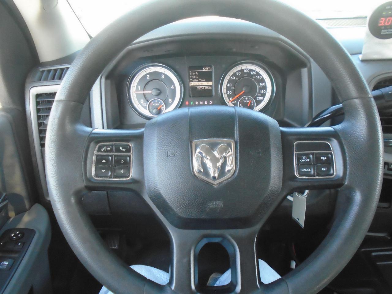2018 RAM 2500 ST 4x4 Reg Cab 8' Box - Photo #12