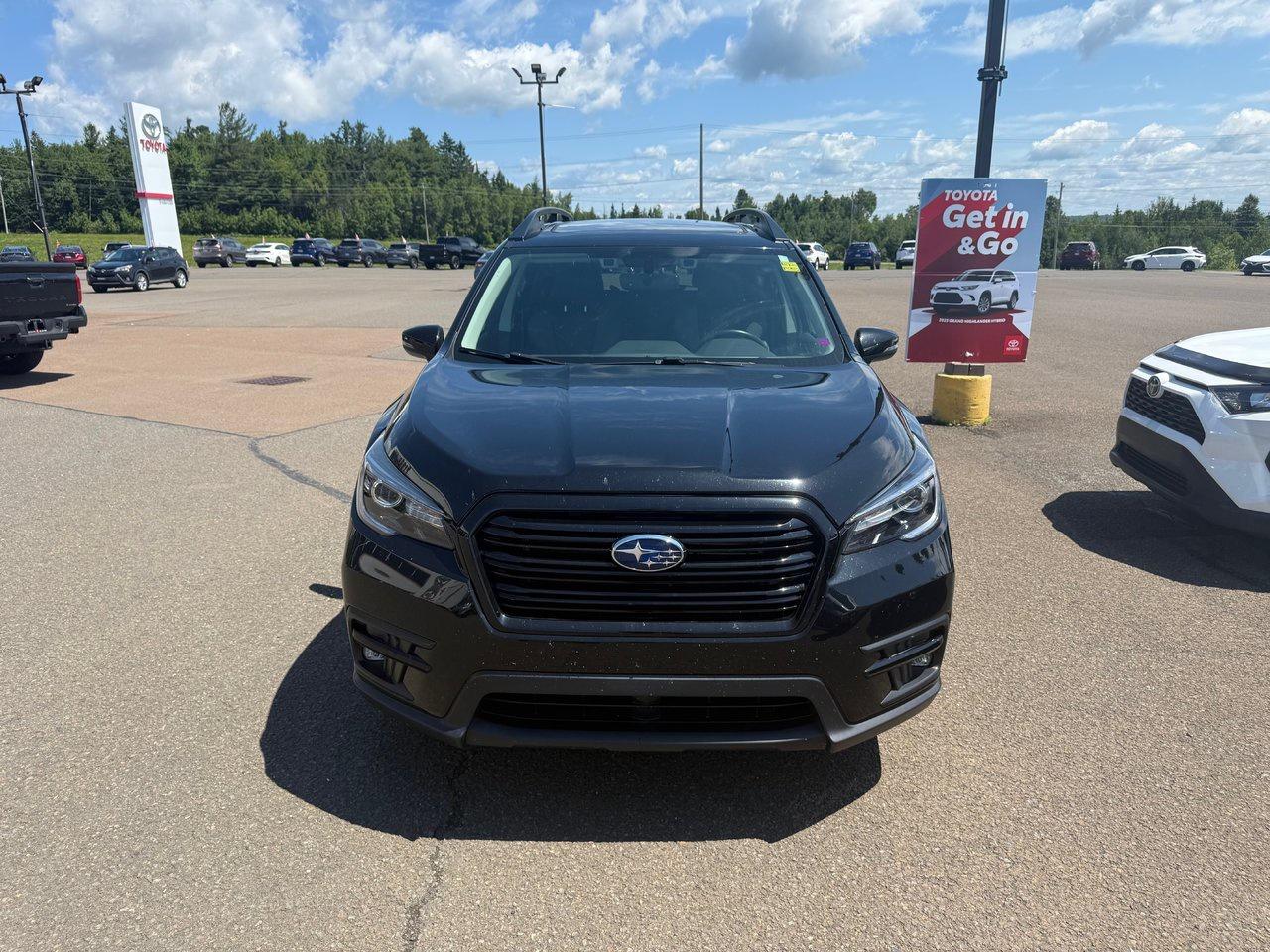 2022 Subaru ASCENT Onyx Photo1