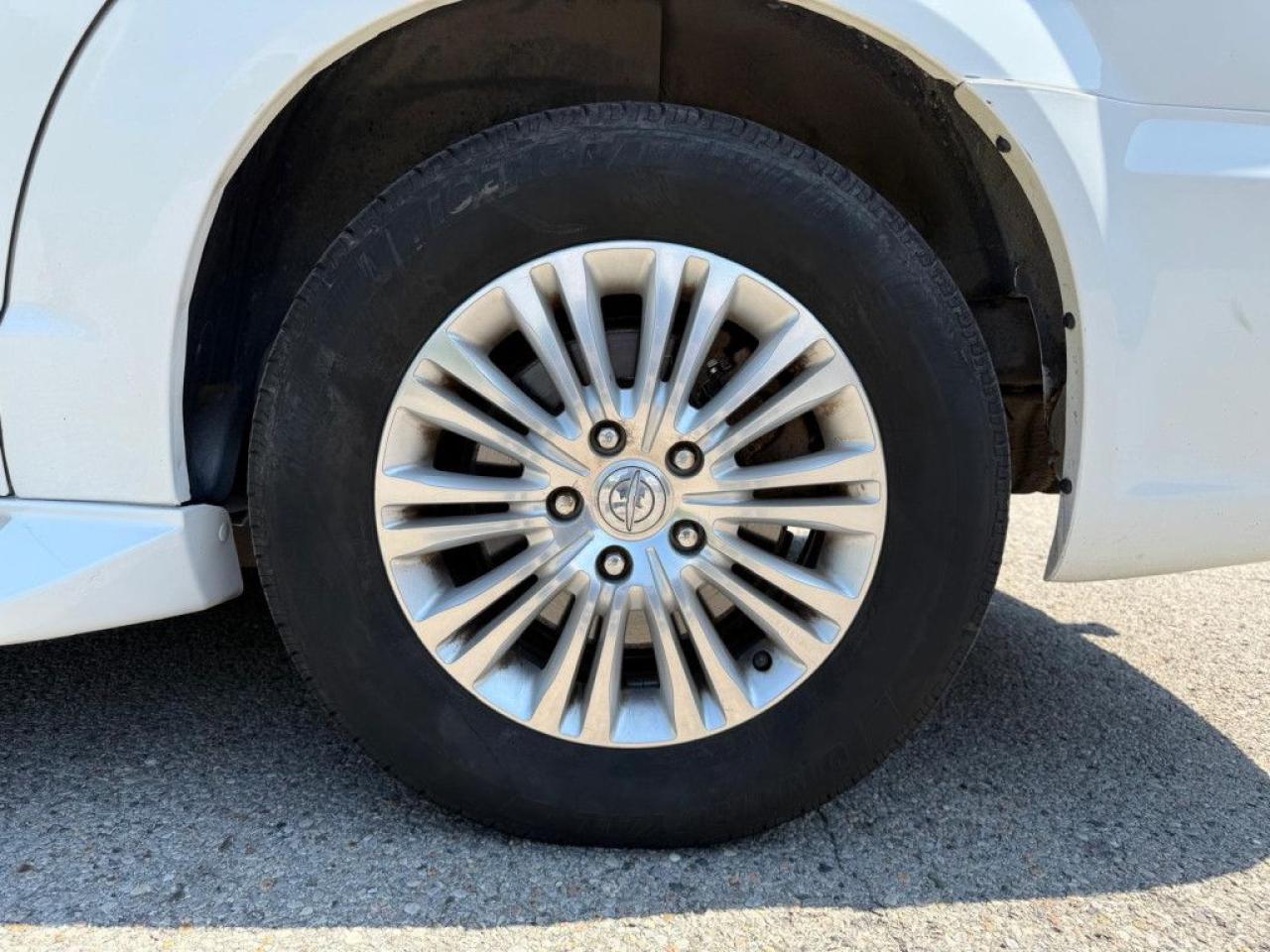 2014 Chrysler Town & Country LIMITED |TAN INTERIOR|SUNROOF|NAVI|BACK-UP CAM|POWER SLIDING DOORS| - Photo #11