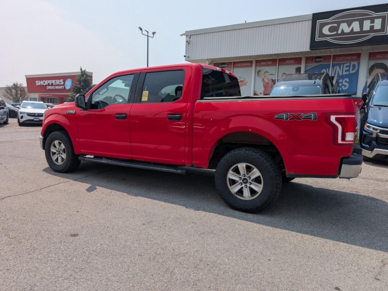 2016 Ford F-150 XLT  **34 SERVICE RECORDS !!!** Photo3