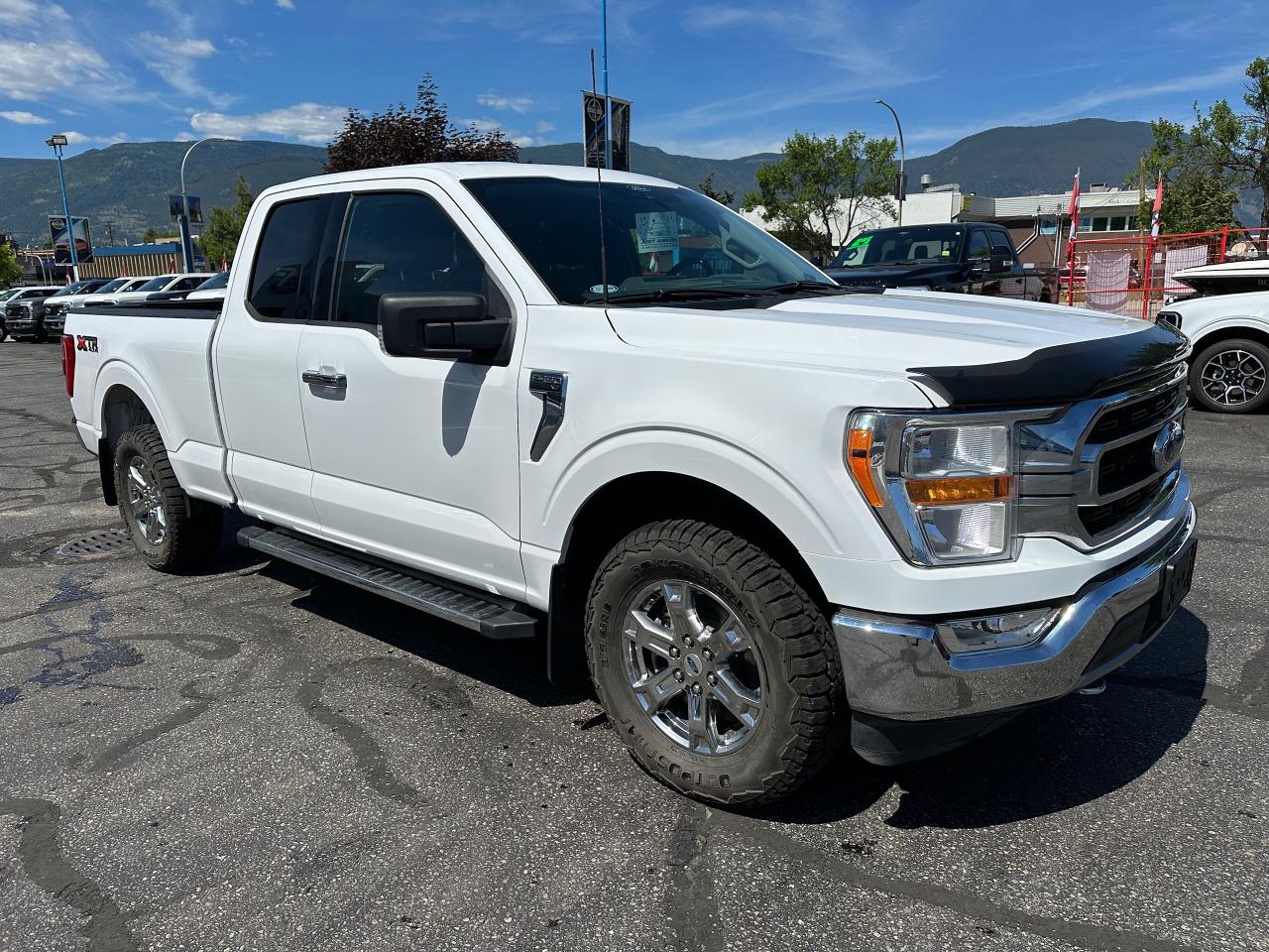 2021 Ford F-150 XLT Photo5