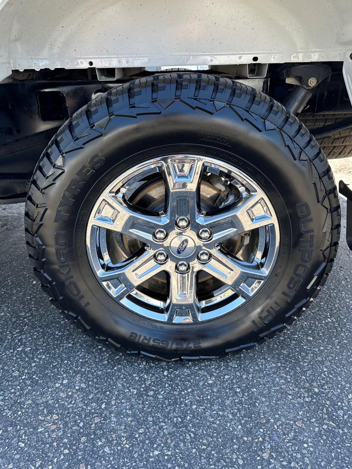 2021 Ford F-150 XLT Photo5