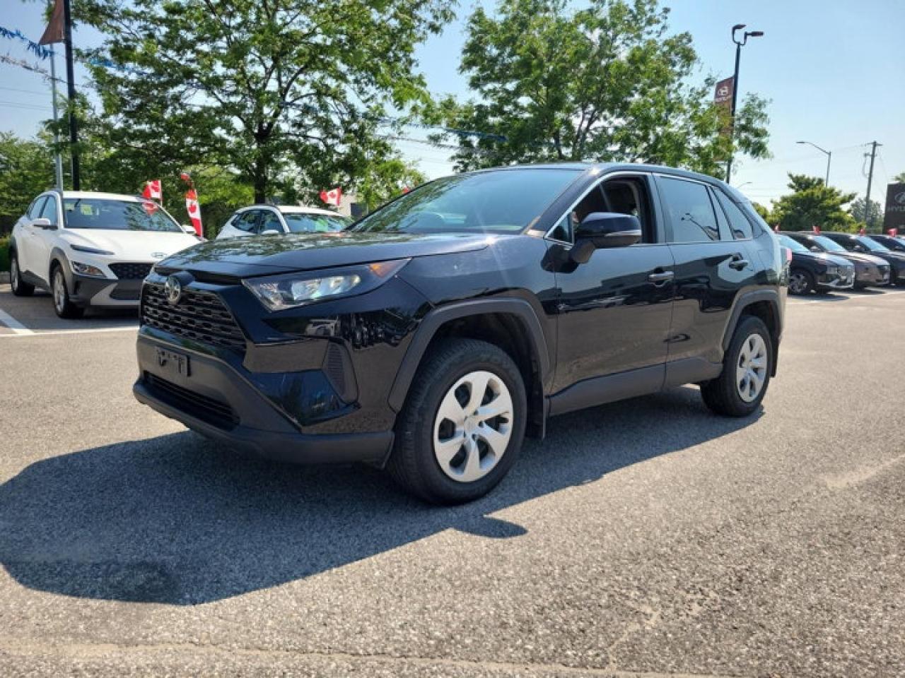 Used 2022 Toyota RAV4 LE AWD | Adaptive Cruise Control | Apple CarPlay | Android Auto | Heated Seats | Rear Camera & More! for sale in Guelph, ON