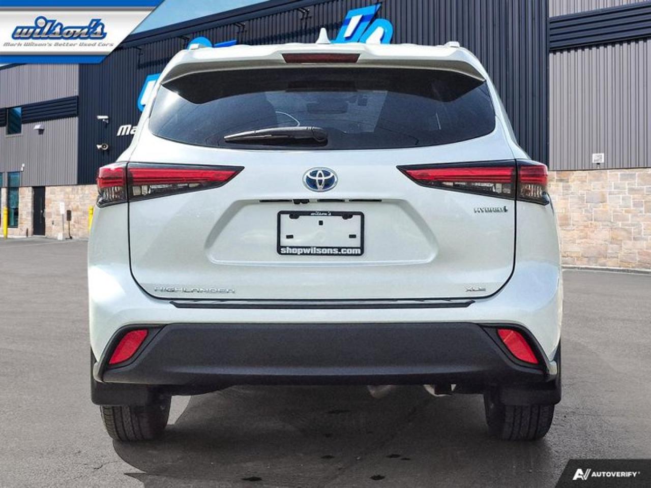 2023 Toyota Highlander Hybrid XLE Bronze Edition | Adaptive Cruise | Sunroof | Apple CarPlay & Android Auto | New Tires | Photo3