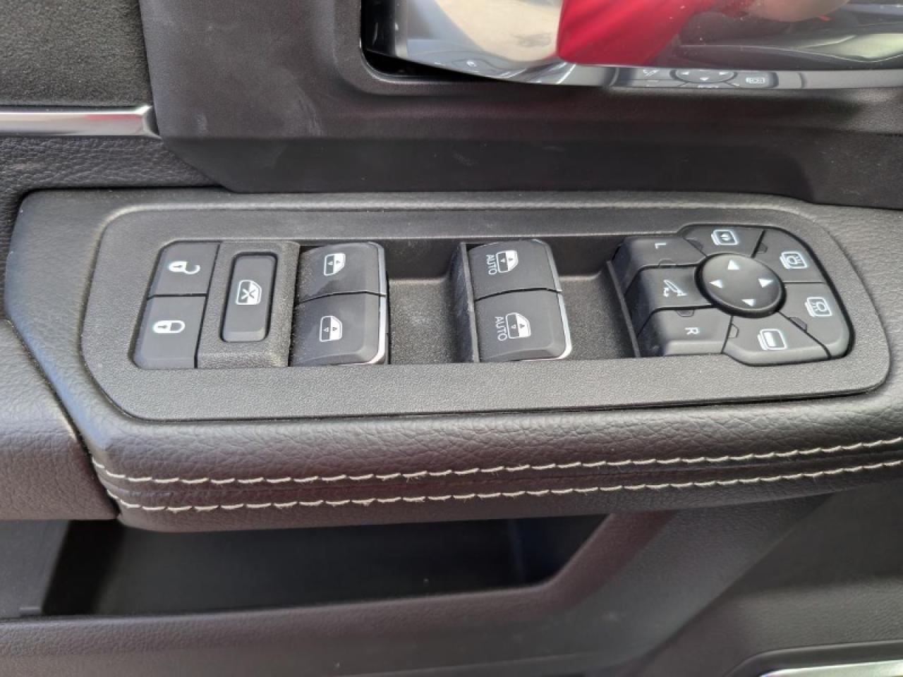 2025 RAM 3500 Laramie Photo