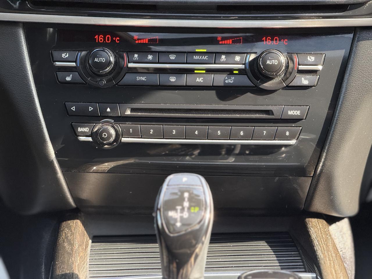2016 BMW X5 //M SPORT | HARMAN KARDON | PANO | HEAD UP DISPLAY - Photo #21