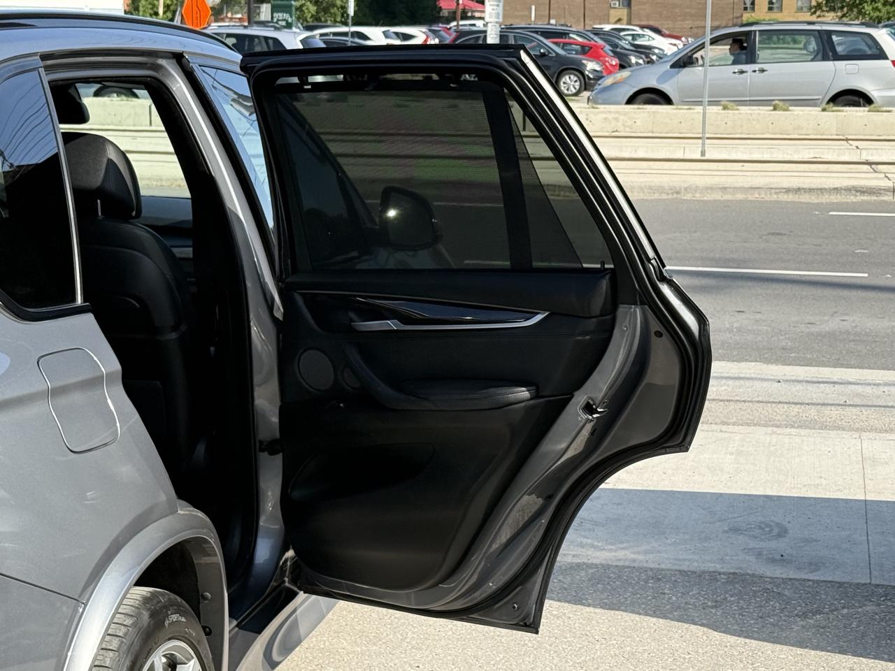 2016 BMW X5 //M SPORT | HARMAN KARDON | PANO | HEAD UP DISPLAY - Photo #30