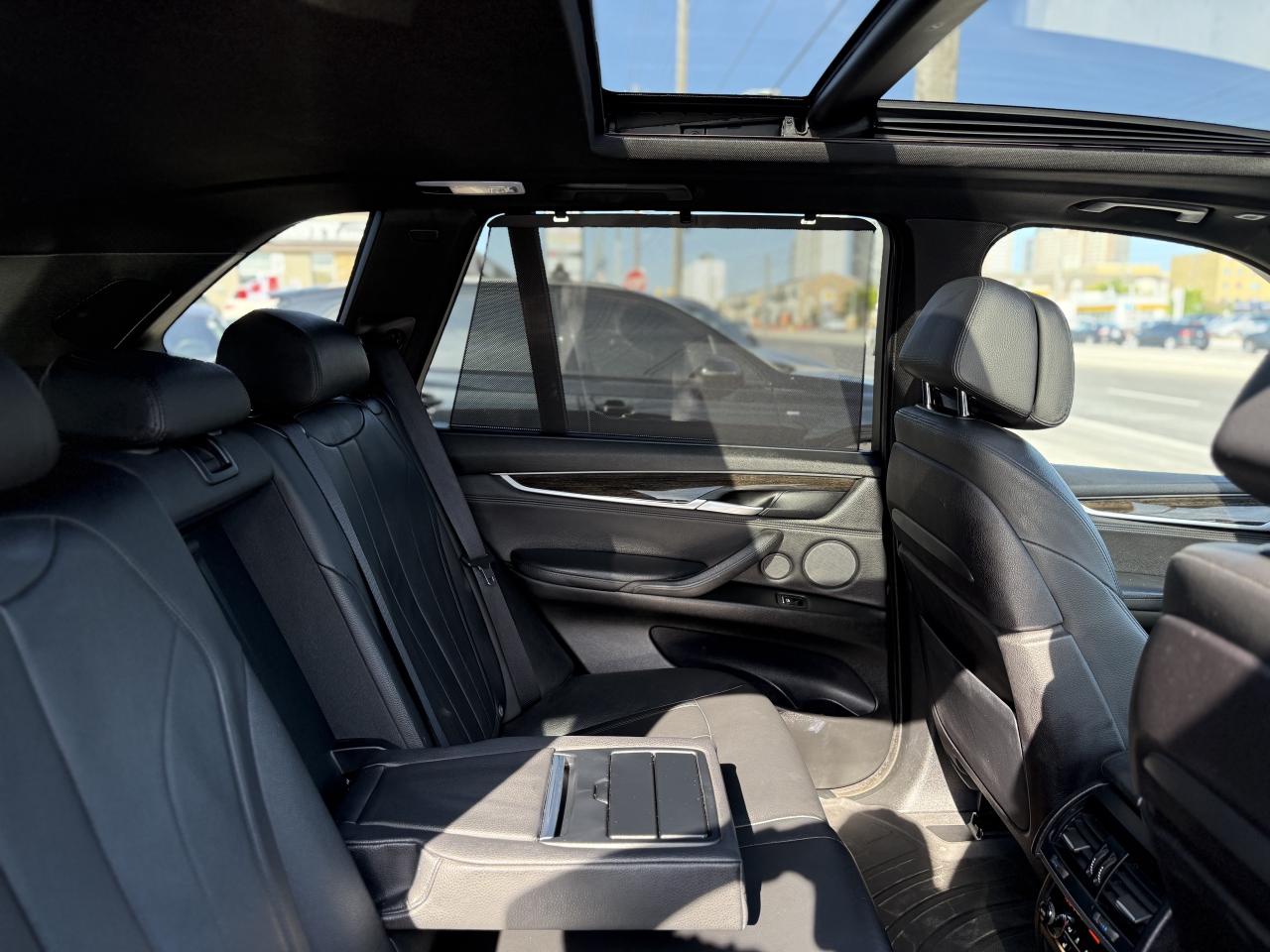 2016 BMW X5 //M SPORT | HARMAN KARDON | PANO | HEAD UP DISPLAY - Photo #29
