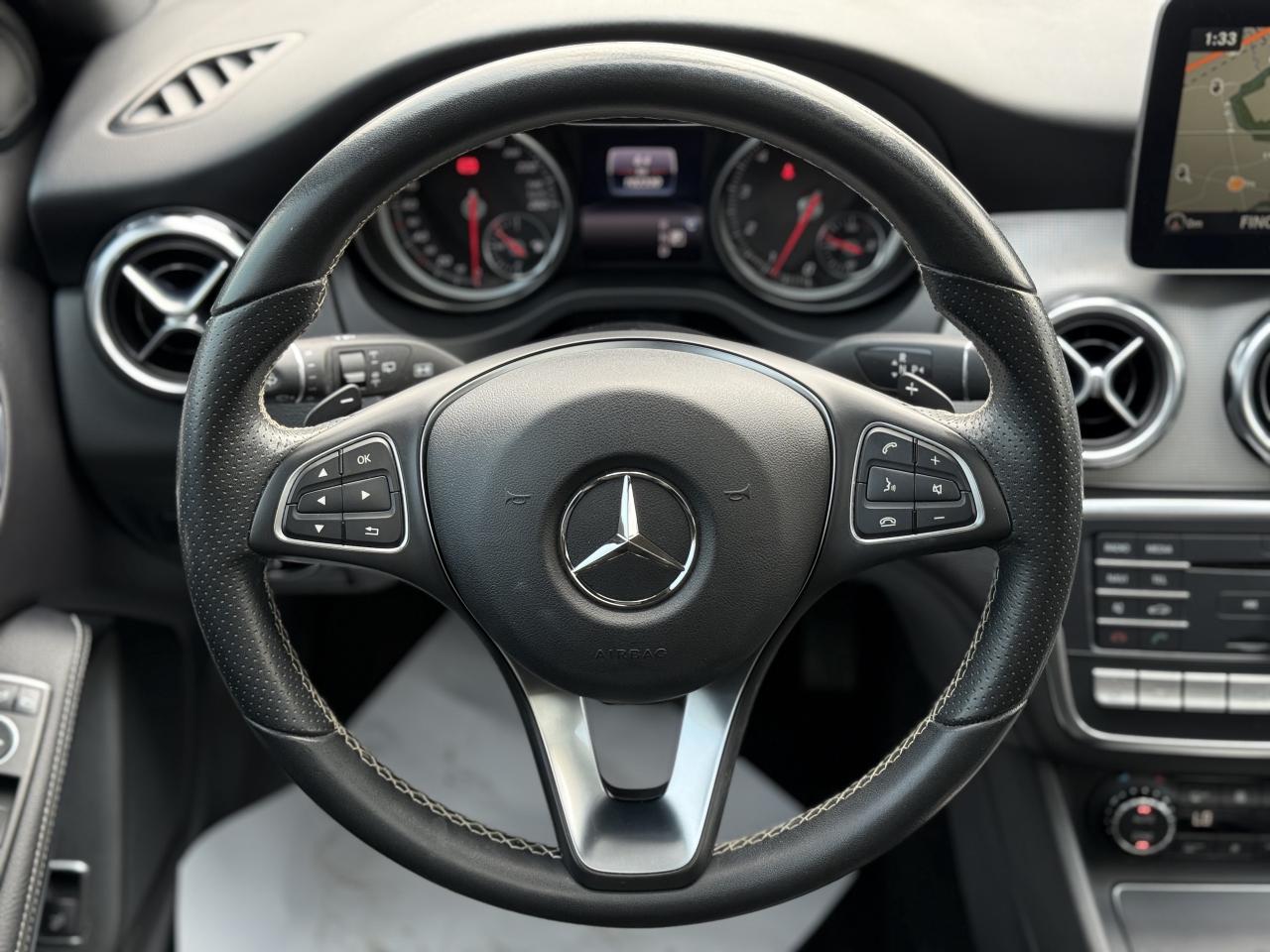 2018 Mercedes-Benz GLA //AMG SPORT | PANO | LOADED | - Photo #20