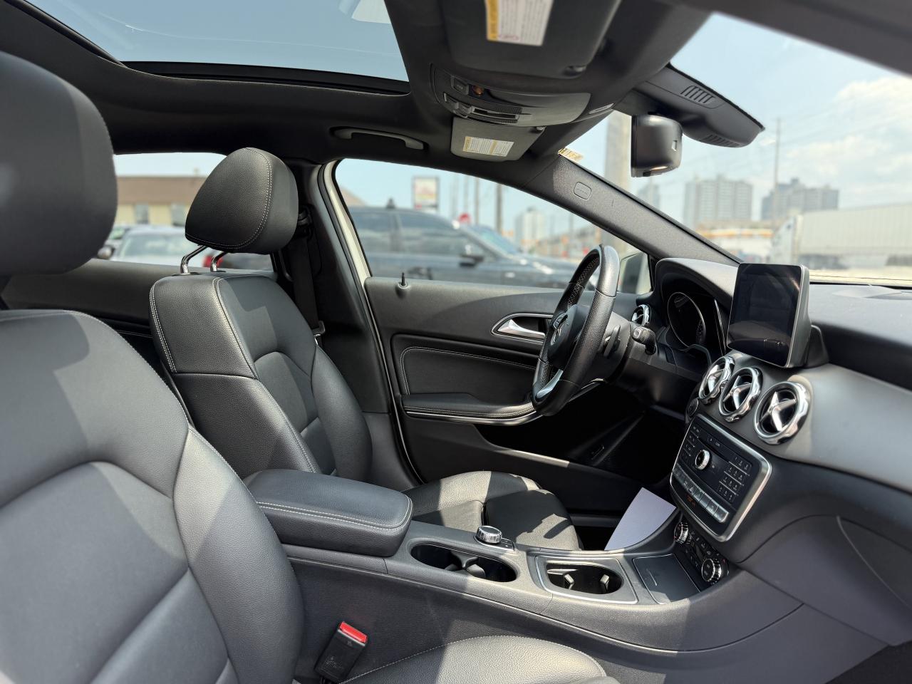 2018 Mercedes-Benz GLA //AMG SPORT | PANO | LOADED | - Photo #30