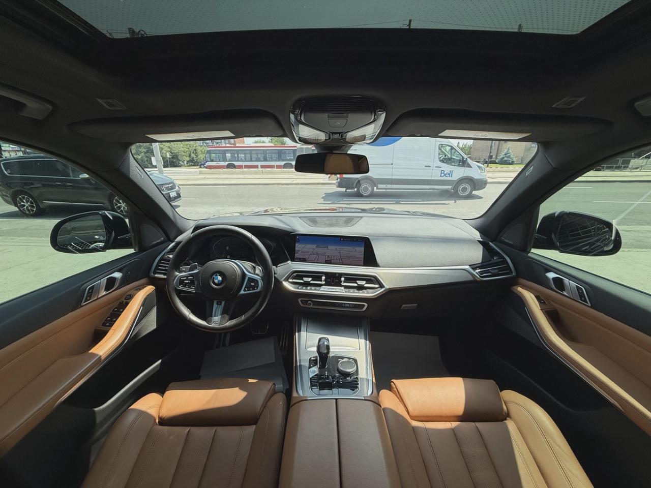 2019 BMW X5 ﻿//M SPORT | SKY LOUNGE | PANO | HEAD UP DISPLAY - Photo #2