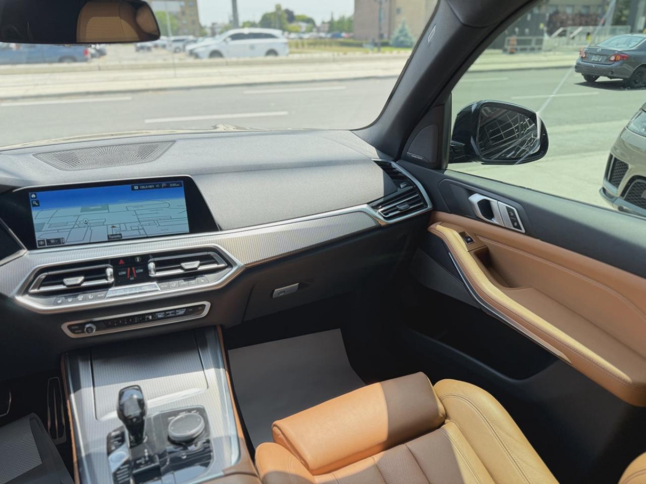 2019 BMW X5 ﻿//M SPORT | SKY LOUNGE | PANO | HEAD UP DISPLAY - Photo #15