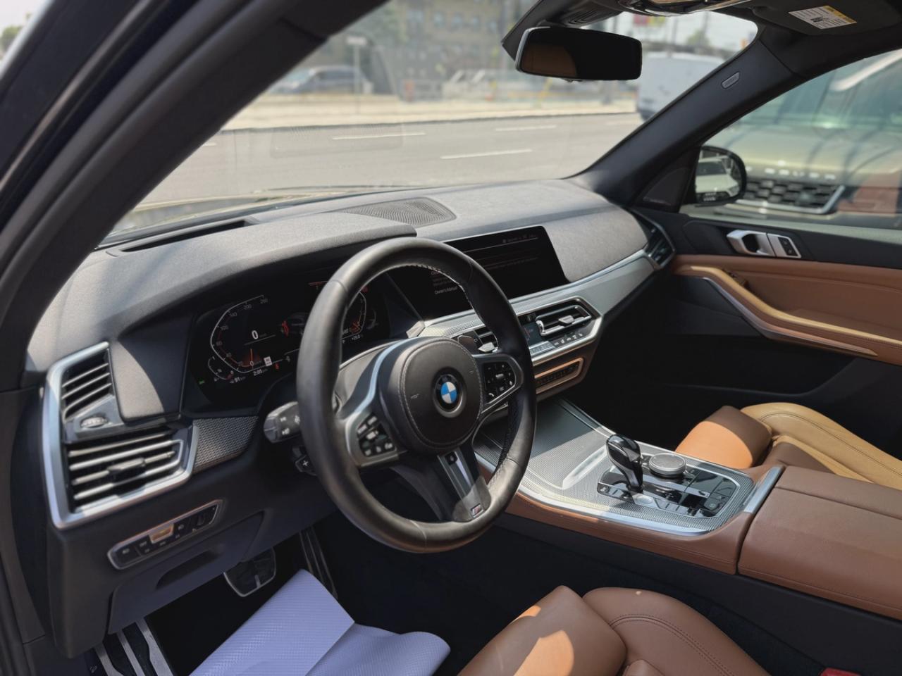 2019 BMW X5 ﻿//M SPORT | SKY LOUNGE | PANO | HEAD UP DISPLAY - Photo #28
