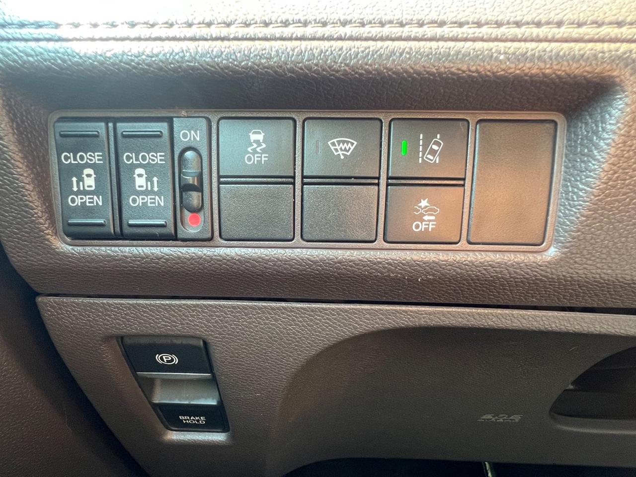 2018 Honda Odyssey EX-RES Auto - Photo #26
