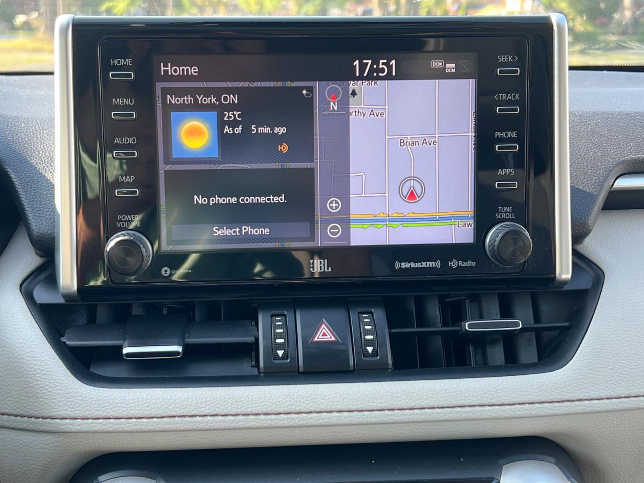 2019 Toyota RAV4 Hybrid Limited - Photo #19