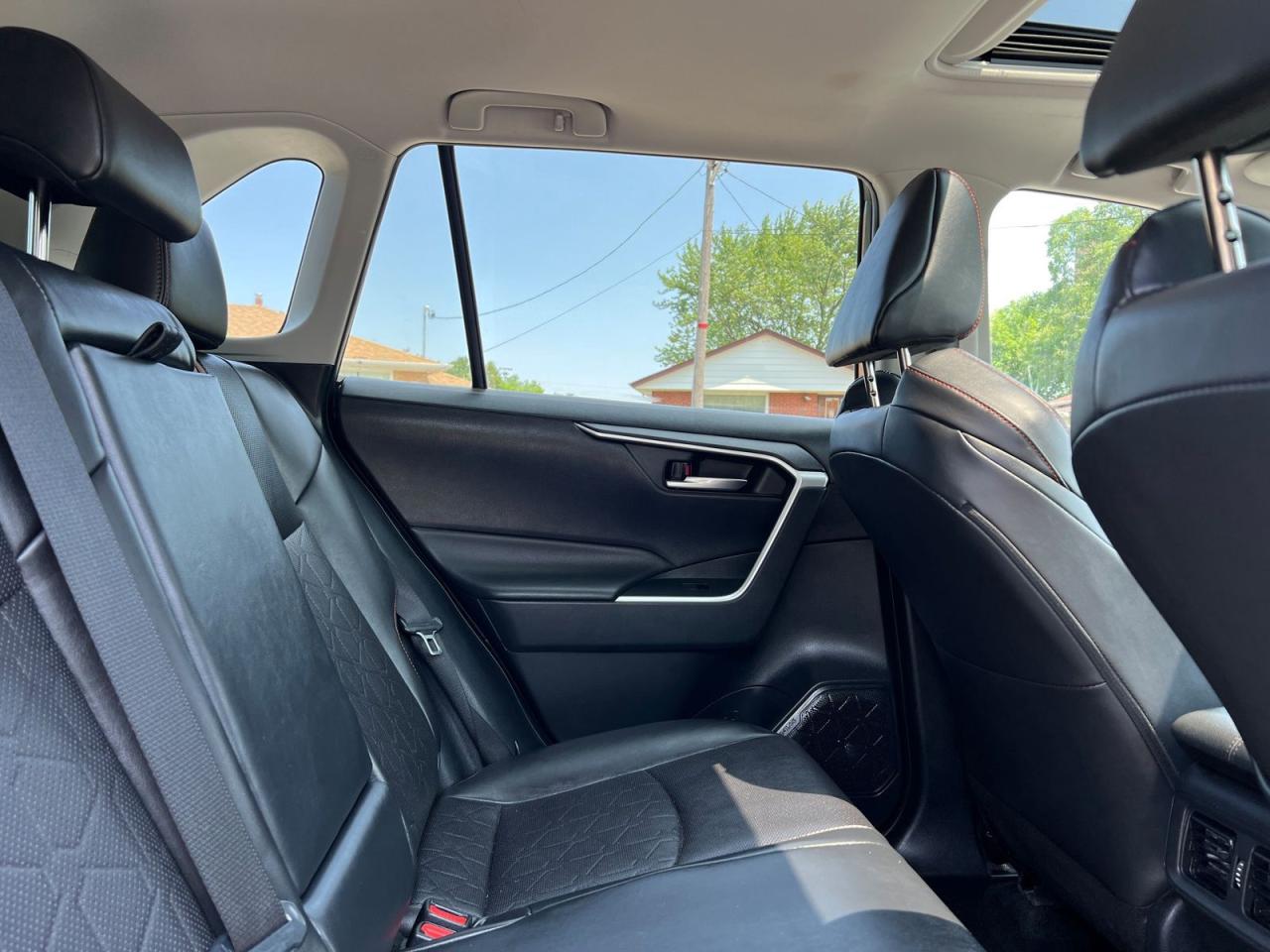 2019 Toyota RAV4 TRAIL - Photo #10