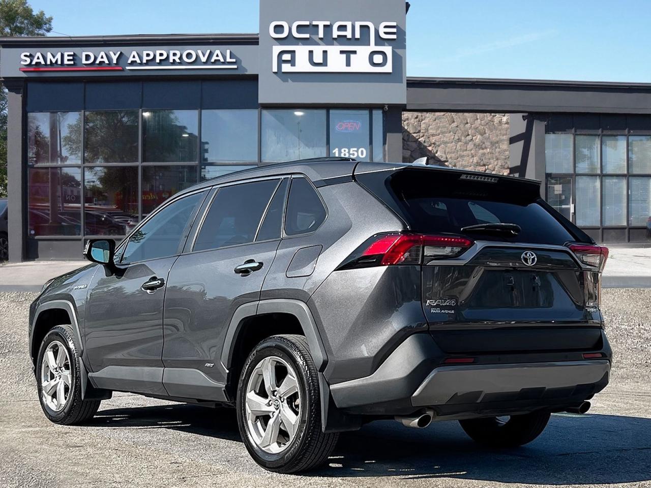 2019 Toyota RAV4 Hybrid Limited - Photo #4