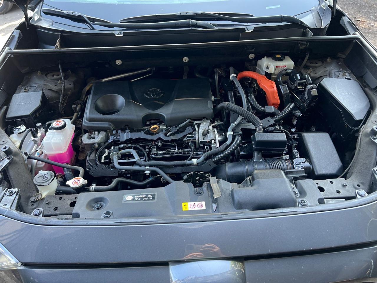2019 Toyota RAV4 Hybrid Limited - Photo #8