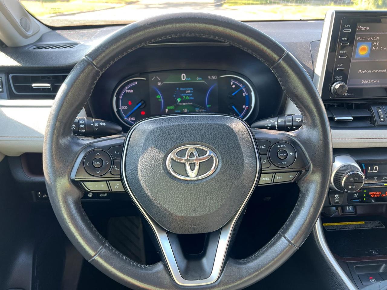 2019 Toyota RAV4 Hybrid Limited - Photo #17