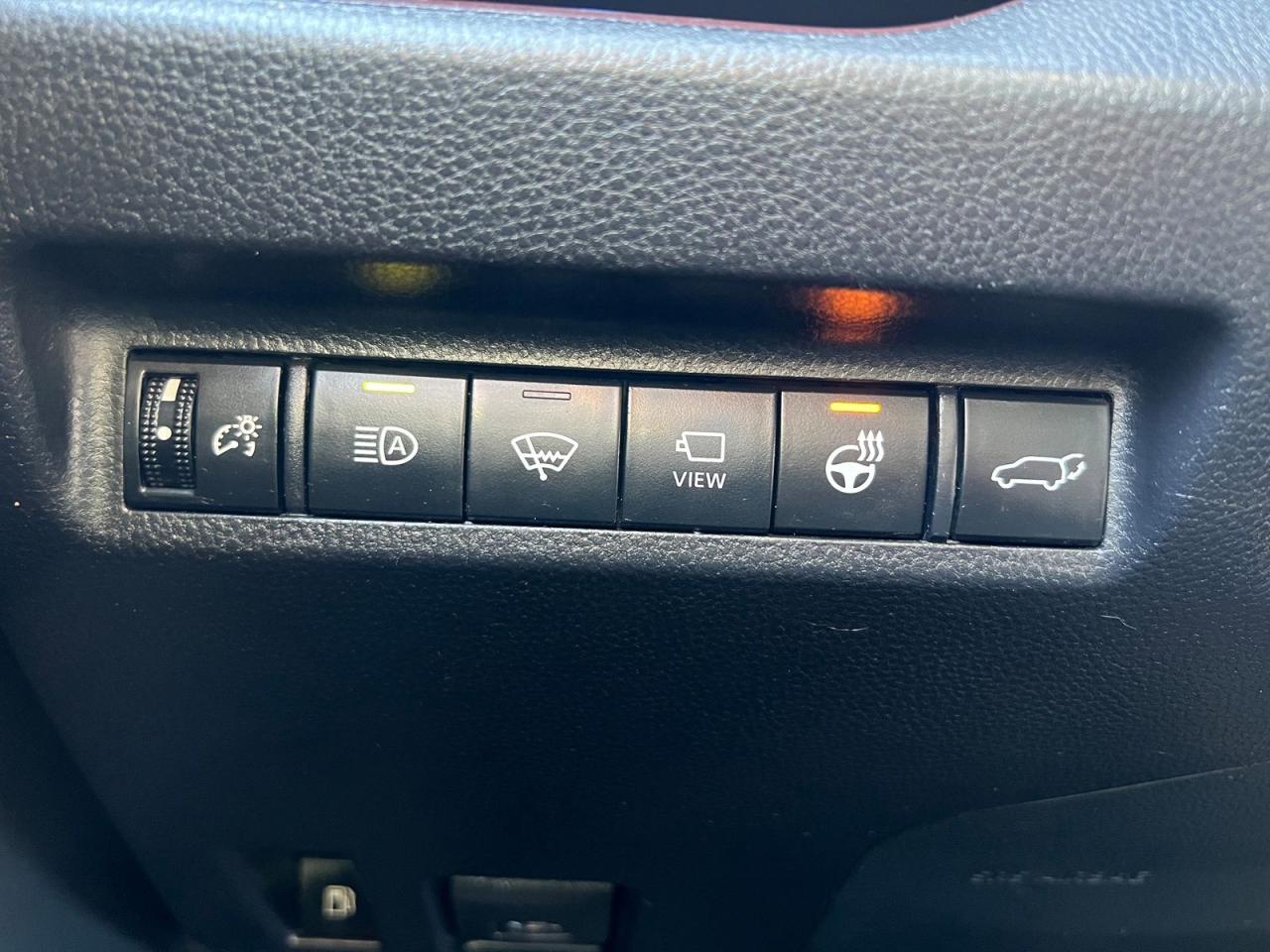 2019 Toyota RAV4 Hybrid Limited - Photo #25
