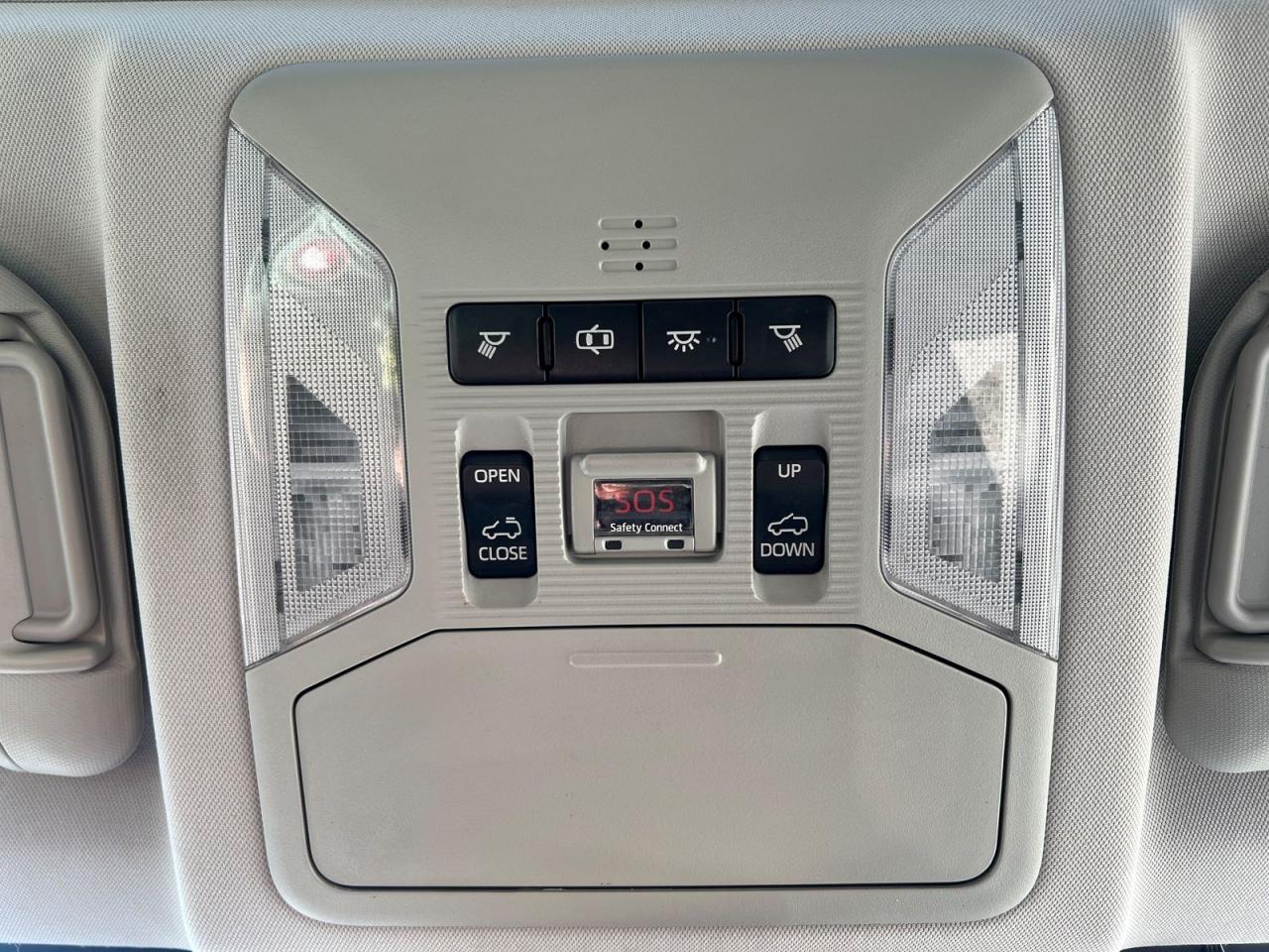 2019 Toyota RAV4 Hybrid Limited - Photo #29