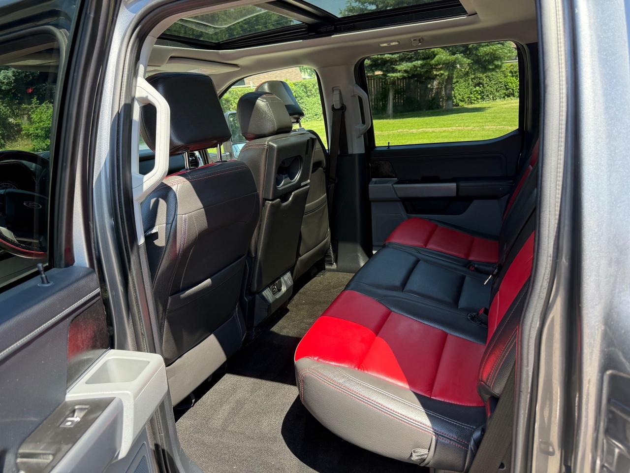 2022 Ford F-150 XLT 4WD SuperCrew 6.5' Box - Photo #8