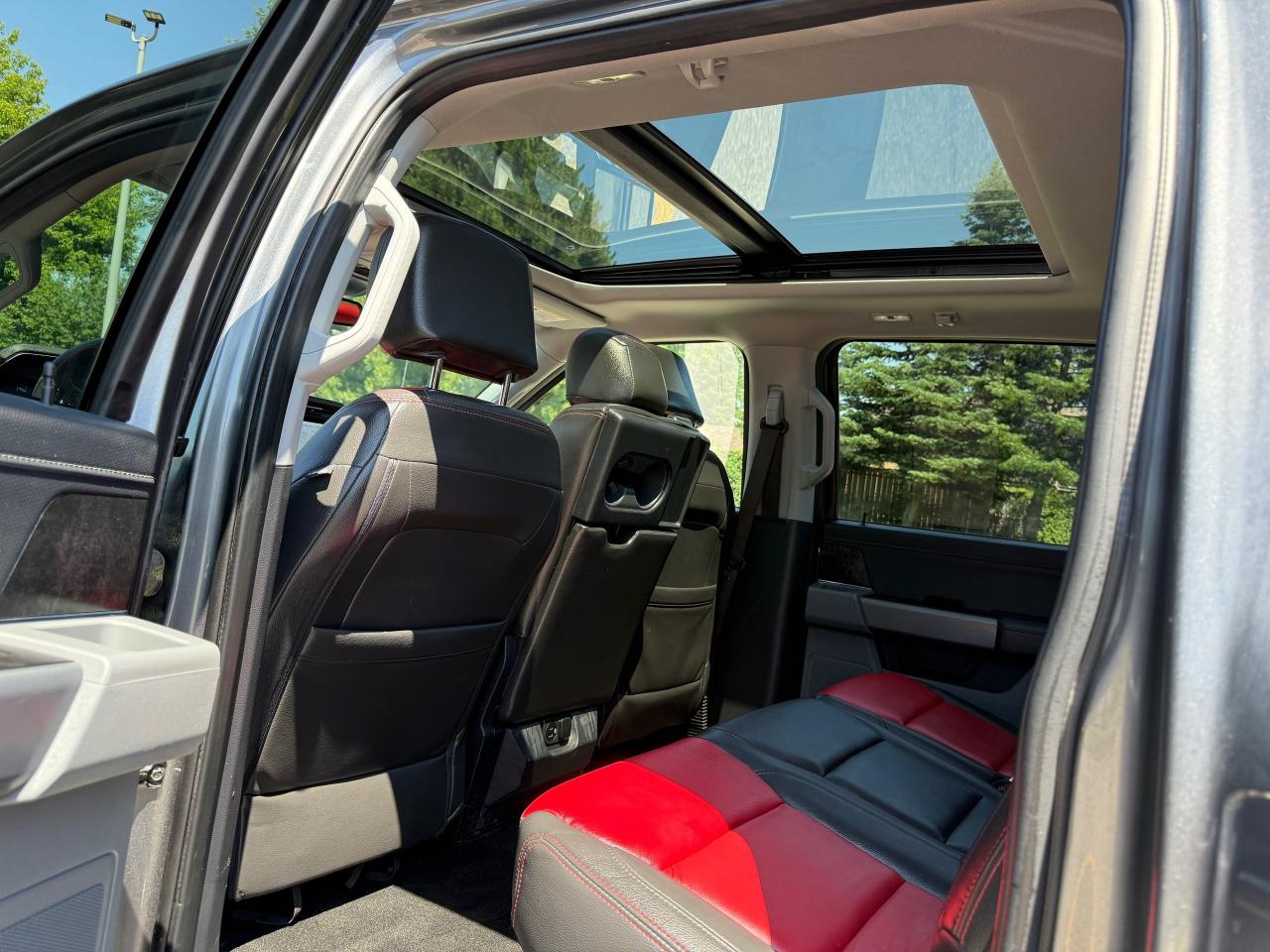 2022 Ford F-150 XLT 4WD SuperCrew 6.5' Box - Photo #9