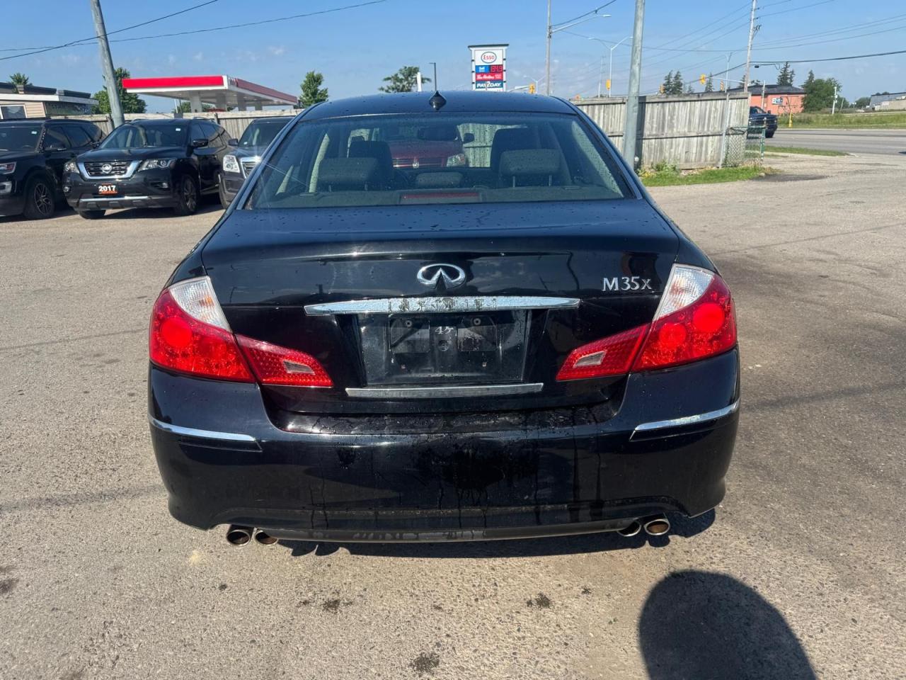 2009 Infiniti M35  - Photo #4