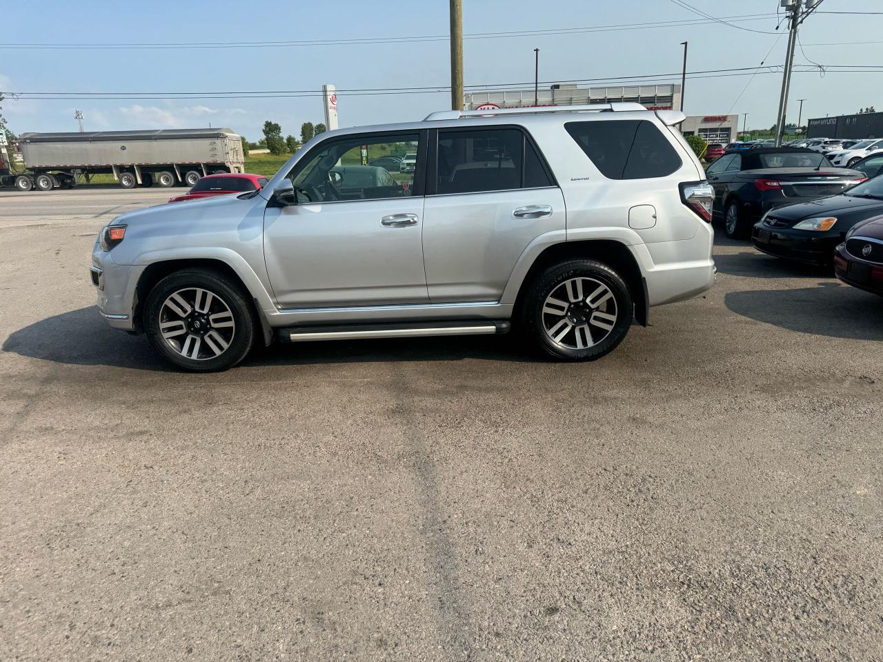 2016 Toyota 4Runner SR5 - Photo #2
