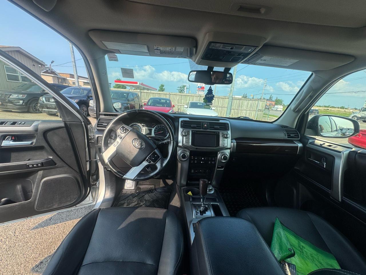 2016 Toyota 4Runner SR5 - Photo #11